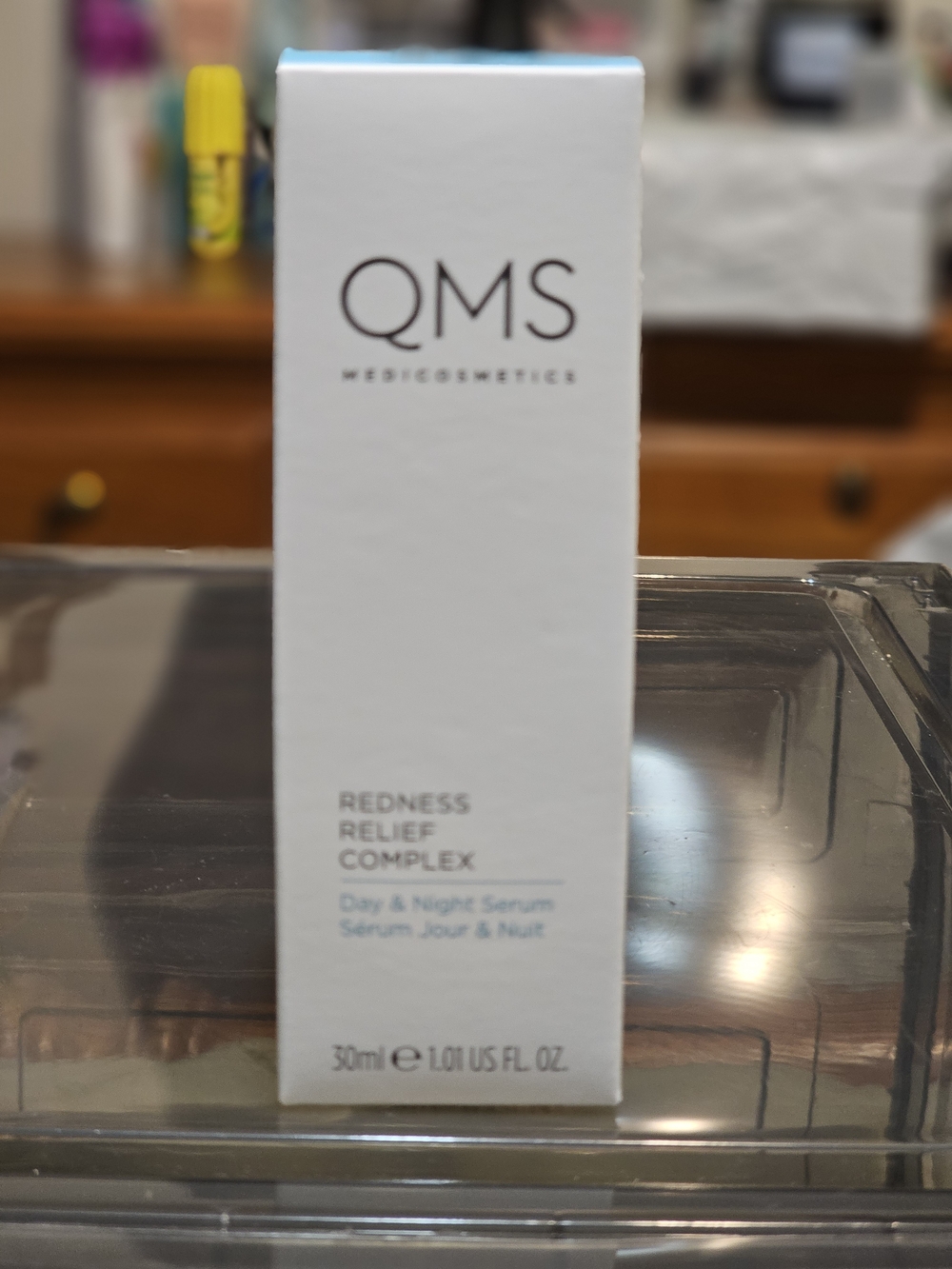 QMS Redness Relief Complex Day & Night Serum - White